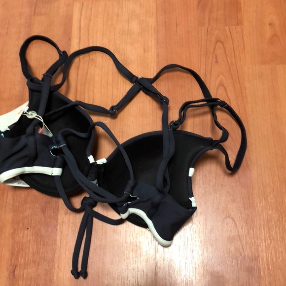 FINAL PRICE ❤️‍🔥 Maaji swim top nwt size small - Picture 6 of 8